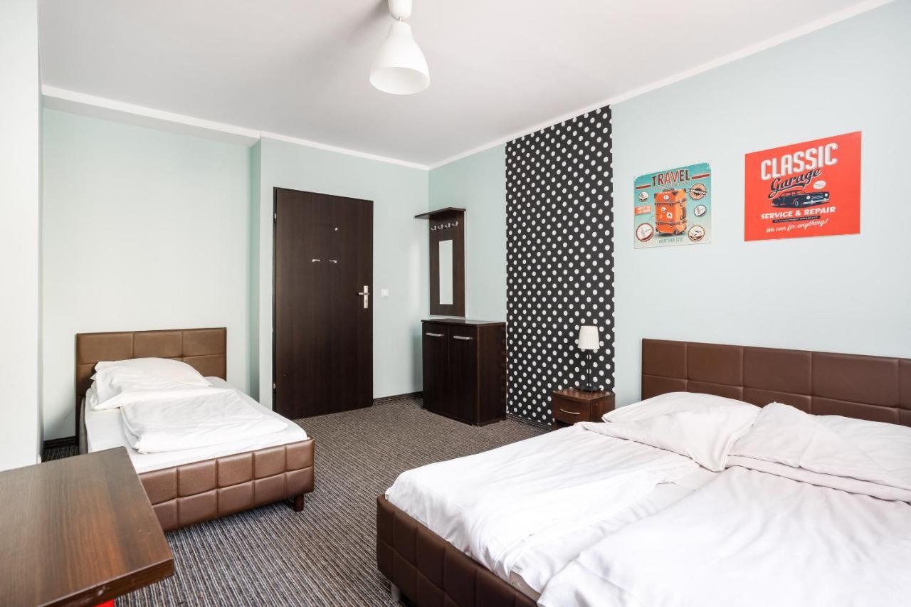 Shick Hostel Breslavia Exterior foto